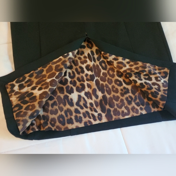 Express Pencil Skirt - Picture 8 of 9